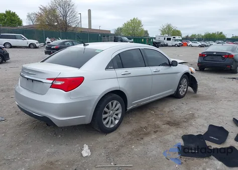 2011 Chrysler 200 Touring из США, поврежденный, VIN 1C3BC1FB3BN585679